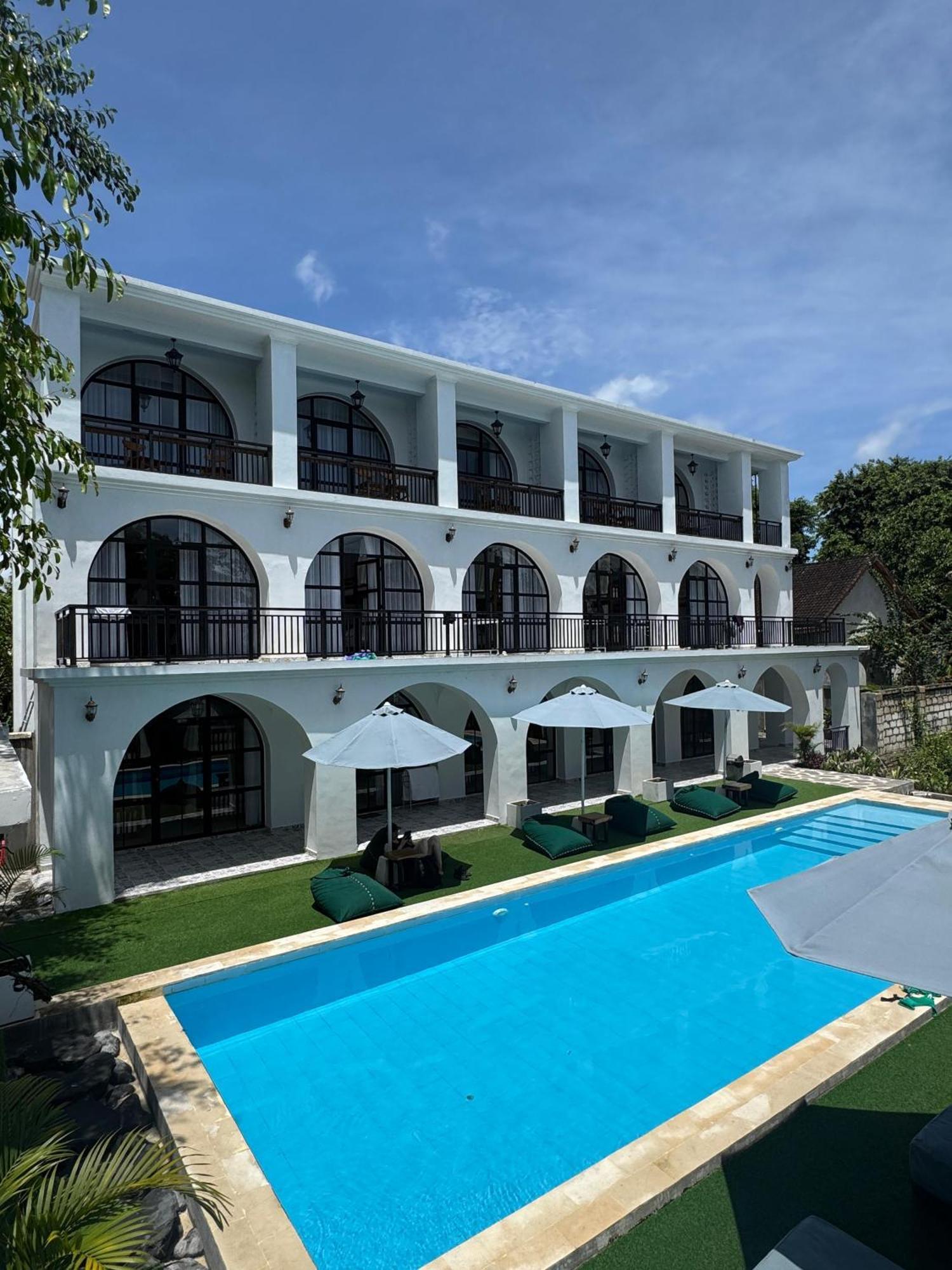 Nuansa Penida Hostel Toyapakeh Exterior foto